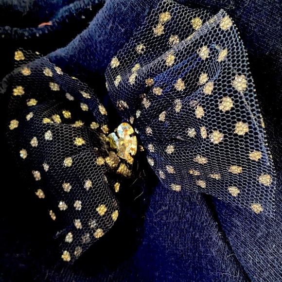 VGUC Carters Top,Pullover,Sweatshirt, Sz 3T, Bow detail, Velour, Embellishment​ - Picture 3 of 6